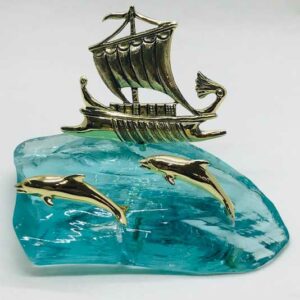 Αργώ με 2 δελφίνια